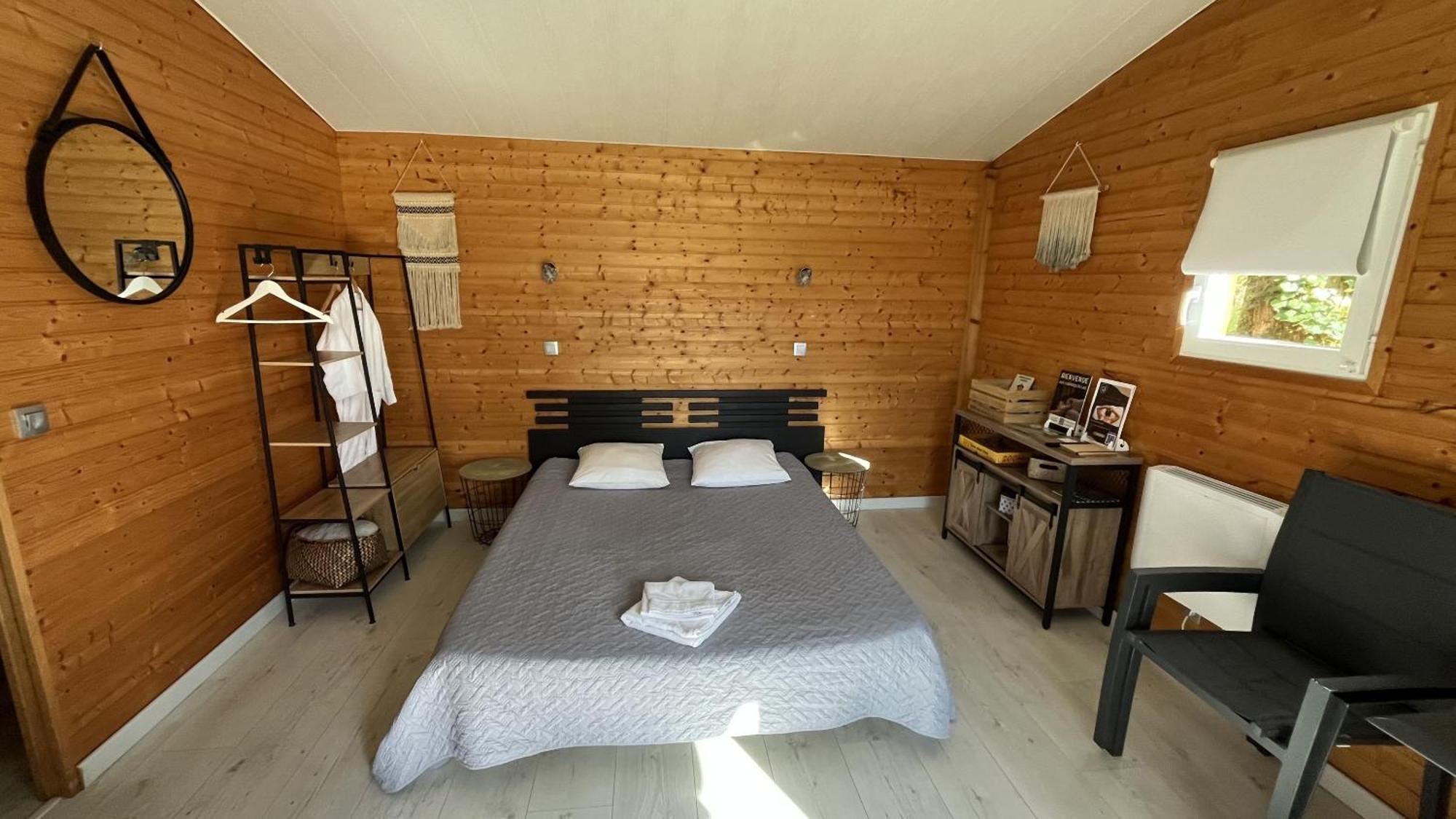 Les Cabanes Du Lac - Spa - Petit Dejeune - Cabane Du Frene & Cabane Du Chene Premium Sevignacq Bagian luar foto